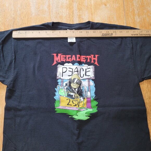 Small Vintage Megadeath "Peace" Gildan Concert Graphic T Shirt - Picture 5 of 9